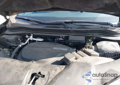 2019 Honda Passport Touring z USA, uszkodzony, nr VIN 5FNYF7H97KB005438